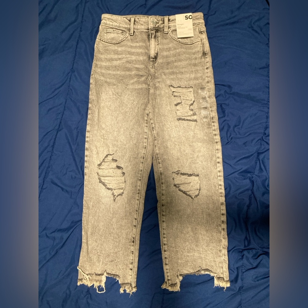 Women’s Black Acid Wash Size 28 Distressed Straight Jeans